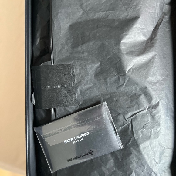 YSL Medium Envelope Bag - Picture 4 of 10